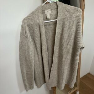 H&M Women's sweater cardigan